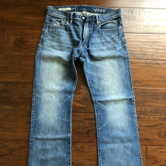 GAP Other - Gap mens jeans boot cut fit med blue 33 W x 29 L